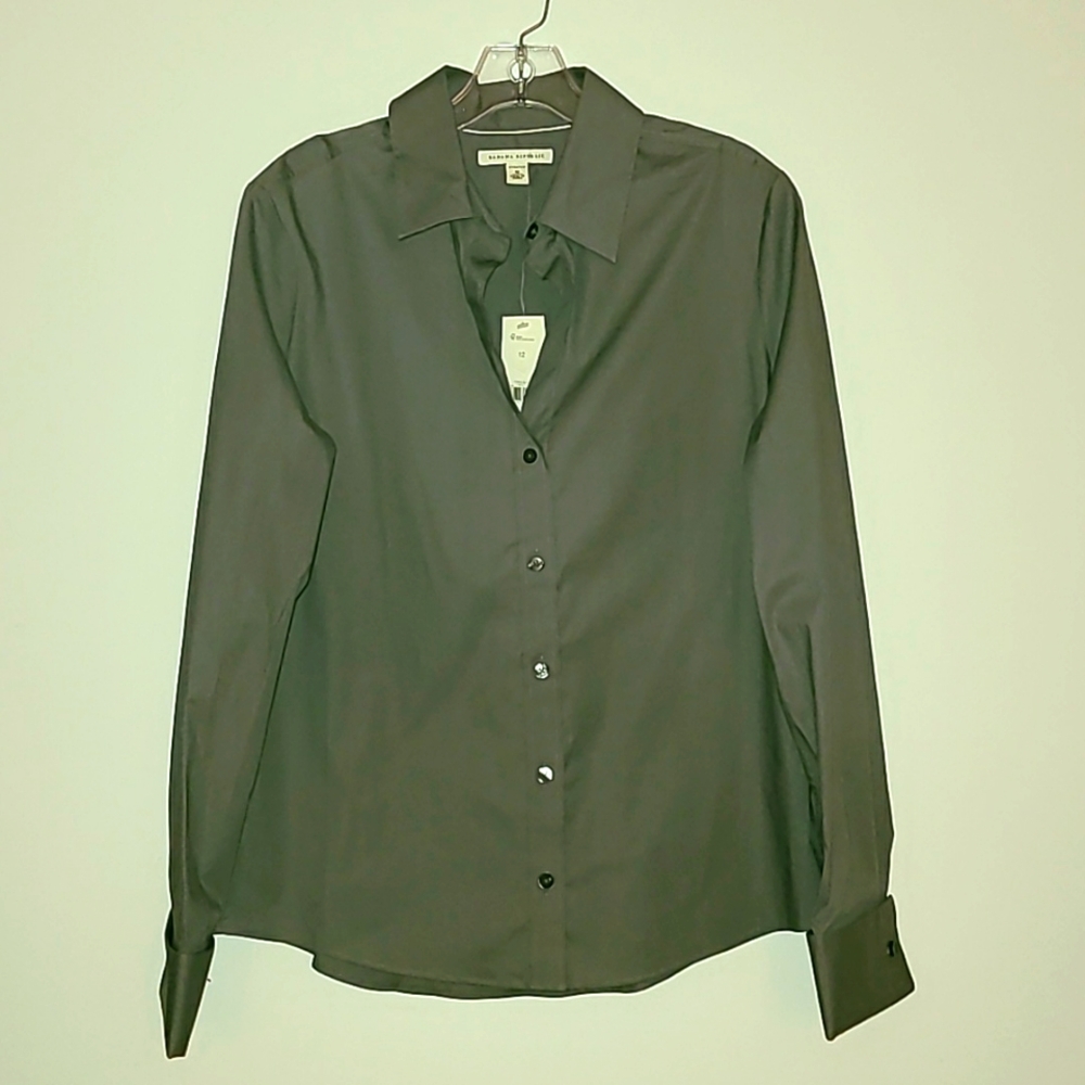 Banana Republic button-down blouse